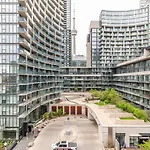 Luxury 2Br Toronto Downtown Condo W/ Cn Tower View