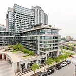 Luxury 2Br Toronto Downtown Condo W/ Cn Tower View