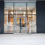 Toronto Downtown Core Two Bedroom Condo With Cn Tower View, Free Parking