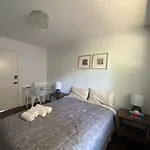 Yonge And Finch Subway !N Cozy & Modern Private Bdr With Shared Bathroom