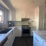 Yonge And Finch Subway !P Cozy & Quiet Private Bdr With Private Bathroom