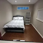 Habitacion Amueblada En Eglinton