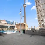 Designer 2Br + Study Condo, Ed - Cn Tower View