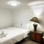 Simple & Tidy Private Rooms