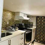 Signature III Suite Space Share Room Toronto Canada
