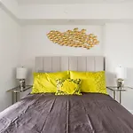 Globalstay Charming Yorkville Aprt