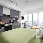 Spacious Studio W/ View! Steps From Eatons & Tmu!