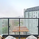 Spacious Studio W/ View! Steps From Eatons & Tmu!