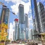 Luxury 2-Bedroom Condo Parking, View Of Cn Tower