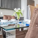 Two Bedroom Condo! Union Station! Downtown Core