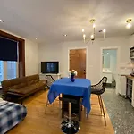 The Parkway Place Guesthouse