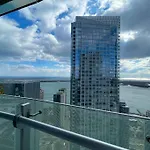 Simply Comfort Suites - Unique Apartment In Ice Condos