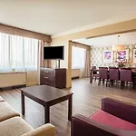 Holiday Inn Toronto International Airport By Ihg