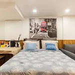 Big Oasis Studio Near Airport Yyz