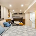 Big Oasis Studio Near Airport Yyz