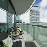 Comfort Opulence Suites Superior 3 Bedroom Suite 48Th Floor With Lake View