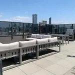Beautiful 1Bd Entertainment Disrtrict.