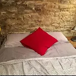 Cozy Downtown Private Rooms Near Ago