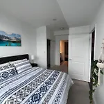 Stylish 2 Bedrooms Condo W/ Awesome View & Parking