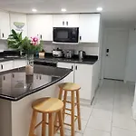 Tidy Private Rooms With Full Kitchen