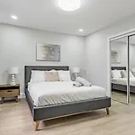 Victoria Park Suite