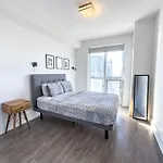 Luxurious 2 Beds Near Cn Tower Scotia Arena Rogers Centre & Free Parking
