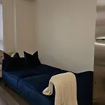 Entire 2 Bedroom Townhouse In Toronto!