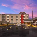 Best Western Plus Toronto North York Hotel & Suites