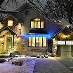 Iresidence In Toronto - Unique Mansion - Fantastic Views