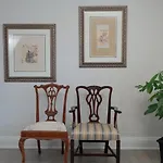 Private Suite In Forest Hill With Full Kitchen And Parking