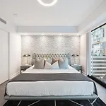 Yorkville Plaza Suites