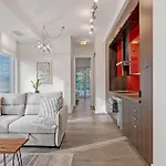2Br 2Bth Apt-Rogers Center-Cn Tower-Free Parking
