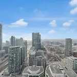 Rare 1Br - Rooftop Pool, Next To Mtcc & Cn Tower