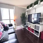 Comfort Two Beds Suite By Cn Tower Rogers Centre Plus Free Parking
