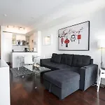 2 Bedrooms Condo Downtown Toronto With Parking