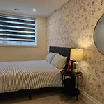 Private Apartment With Garden, 25 Min To Downtown