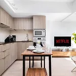1Bd & Sofa Bed Next To Uoft!