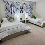 Cozy Town House