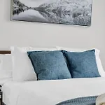 Modern Downtown Suites