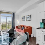Downtown Condo - Free Parking/Self Check-In