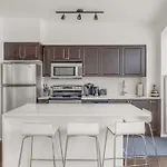 2 Bedroom With Amazing City Views & Free Parking