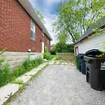 Close To Grocery Store, Subway, Work Space, Kitchen, Parking