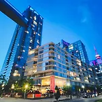 Cozy 2Br Apartment Close To Cn Tower