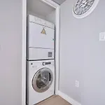 Entertainment District 1 Bedroom Free Parking Dt Toronto