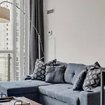Stylish Suites - Free Parking & Lake View