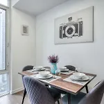 Peter St Suites