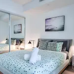 Peter St Suites