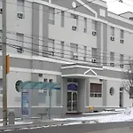 Howard Johnson By Wyndham Toronto Downtown West