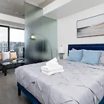 King St W Getaway Perfect For Food Lovers