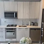 Stunning Open Layout Loft Apartment In Perfect Location